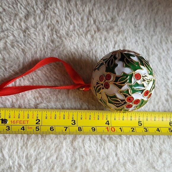 Vintage Cloisonné Style Christmas Ball Ornament White Green Red Gold trim GUC - Picture 5 of 5